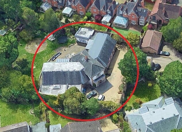英媒：伯明翰前班主楊家誠豪宅菲傭佔住20年爆為楊養育孫女| am730