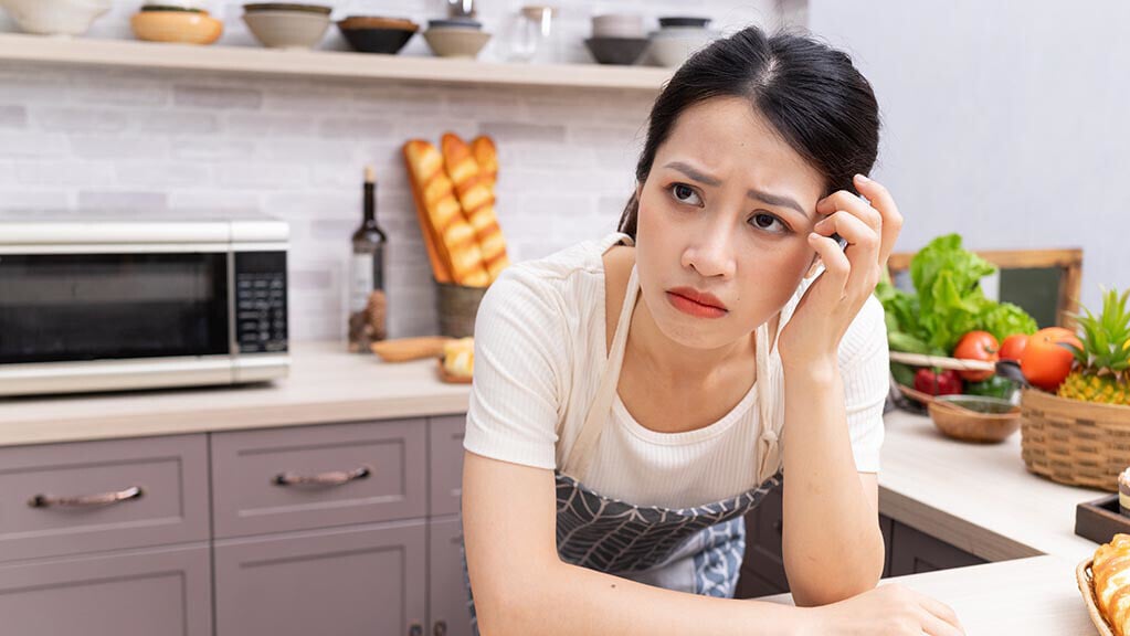 每逢年節前後，門診中因頭痛、胃部不適、胸悶、失眠而就診的患者明顯增加。