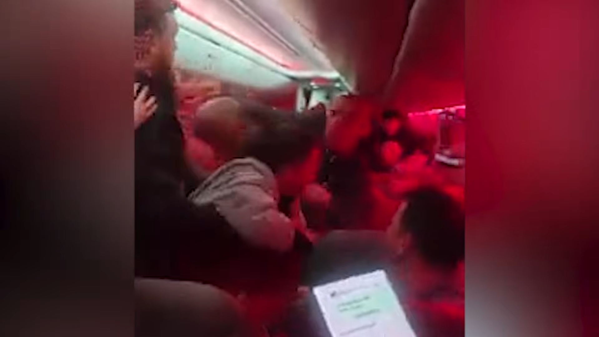 ‘Racist’ Passengers Explode in Wild Mid Flight Brawl Before Getting Banned From Airline 0 33 screenshot