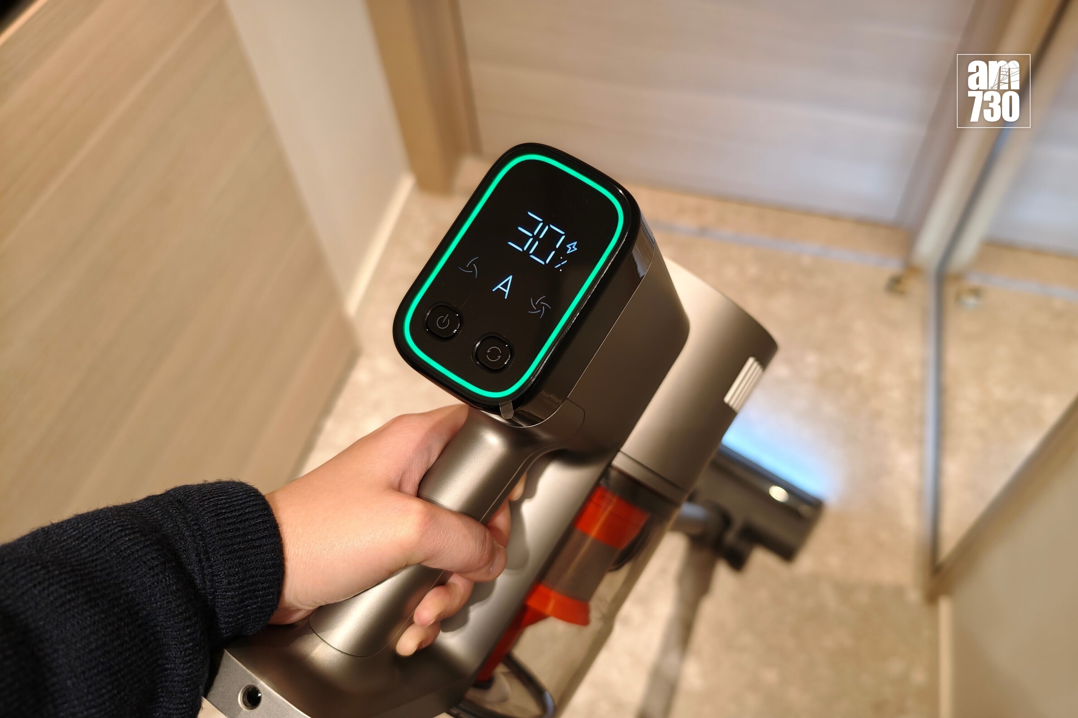 Xiaomi無線吸塵器G30 Max設有LED數碼螢幕顯示電量及模式。