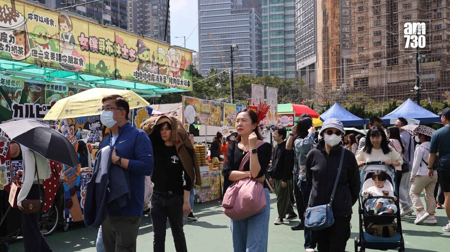 天文台錄得最低氣溫22度，是有記錄以來除夕的最高。(周令知攝/資料圖片)