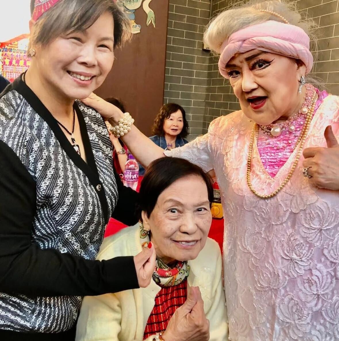 651bb1f4 b9e9 4791 b1e2 f6651dba0be6