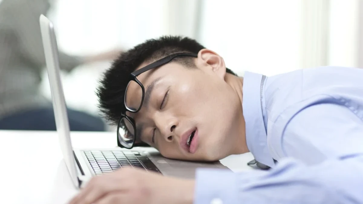 邱柏豪醫師提醒，中醫強調「人順四時」，新年過後正值早春，陽氣初生。若能順應時節、讓身體循序調整，疲倦與煩躁自然會減輕。