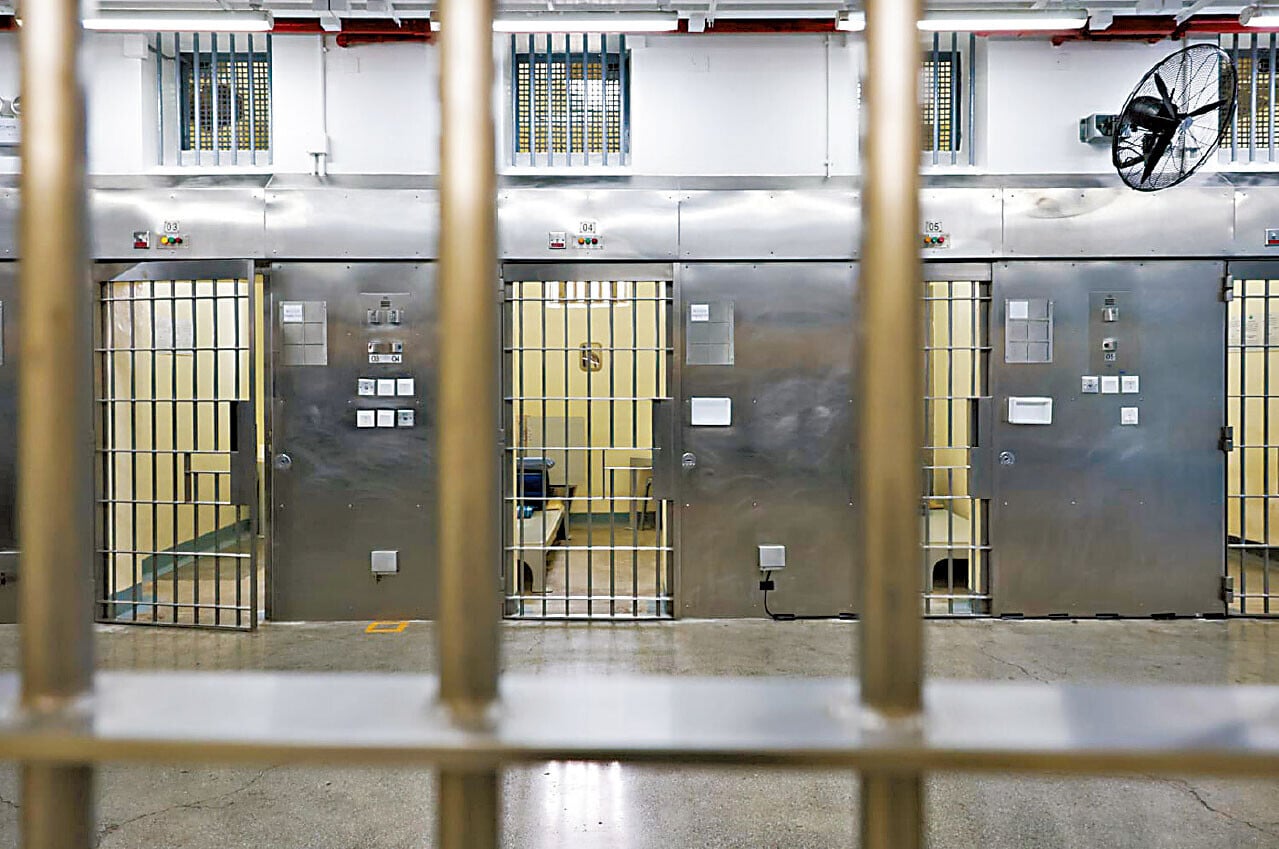 赤柱監獄 署方自2020年起分階段更換囚倉設施。