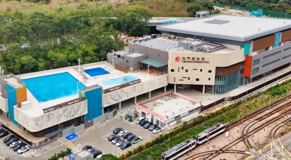 港鐵公司屯門南延綫項目下,屯門游泳池重置工程近期完成,新泳池設施今日(24日)正式開放予市民使用(港鐵)