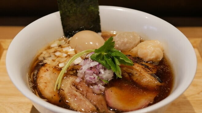 01fed728cae9824323e2590f8a44663f