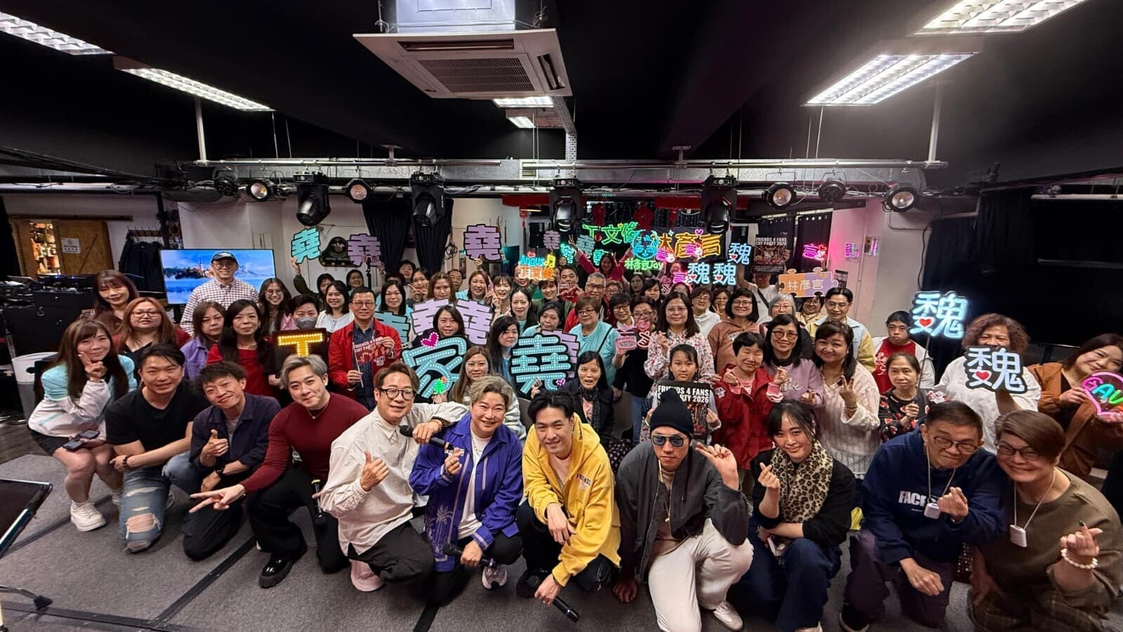 15 全場大合照