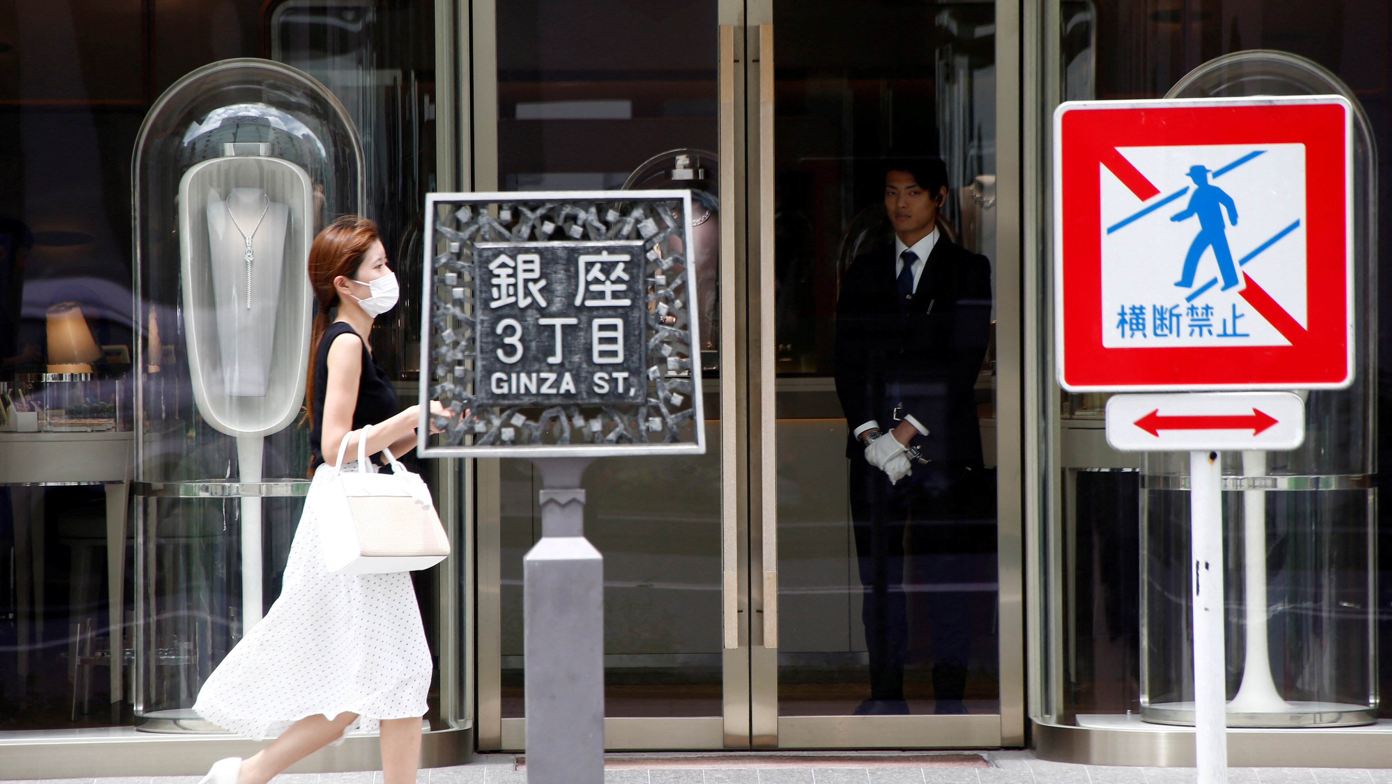 2026 02 18T010420Z 121495379 RC20OJAQ3O0W RTRMADP 3 JAPAN ECONOMY TANKAN