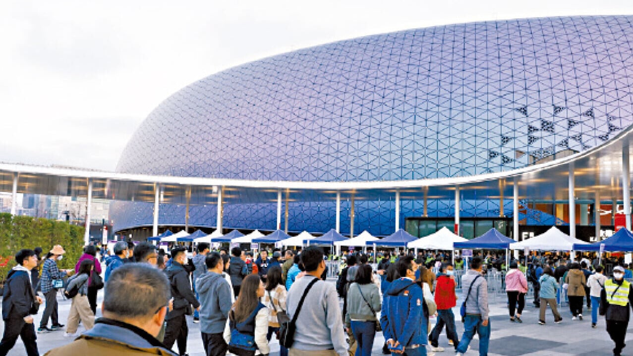 政府繼續支持和拓展更多元化和更高級別的體育賽事在港舉行。