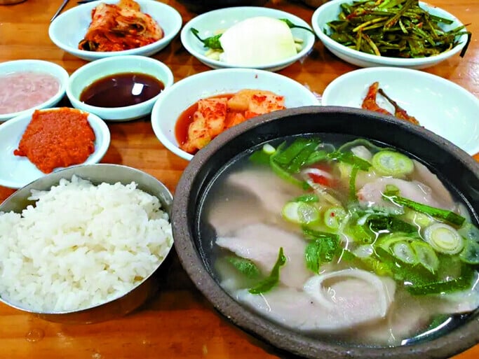 S1 2col 23d2l12000rbbb0guDF00 R 828 620.jpg