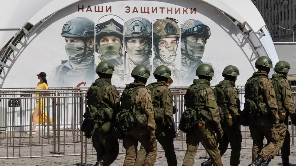 18歲至65歲在俄羅斯長期居留的男性，須同意在俄軍事單位等至少服役一年。（路透社資料圖片）