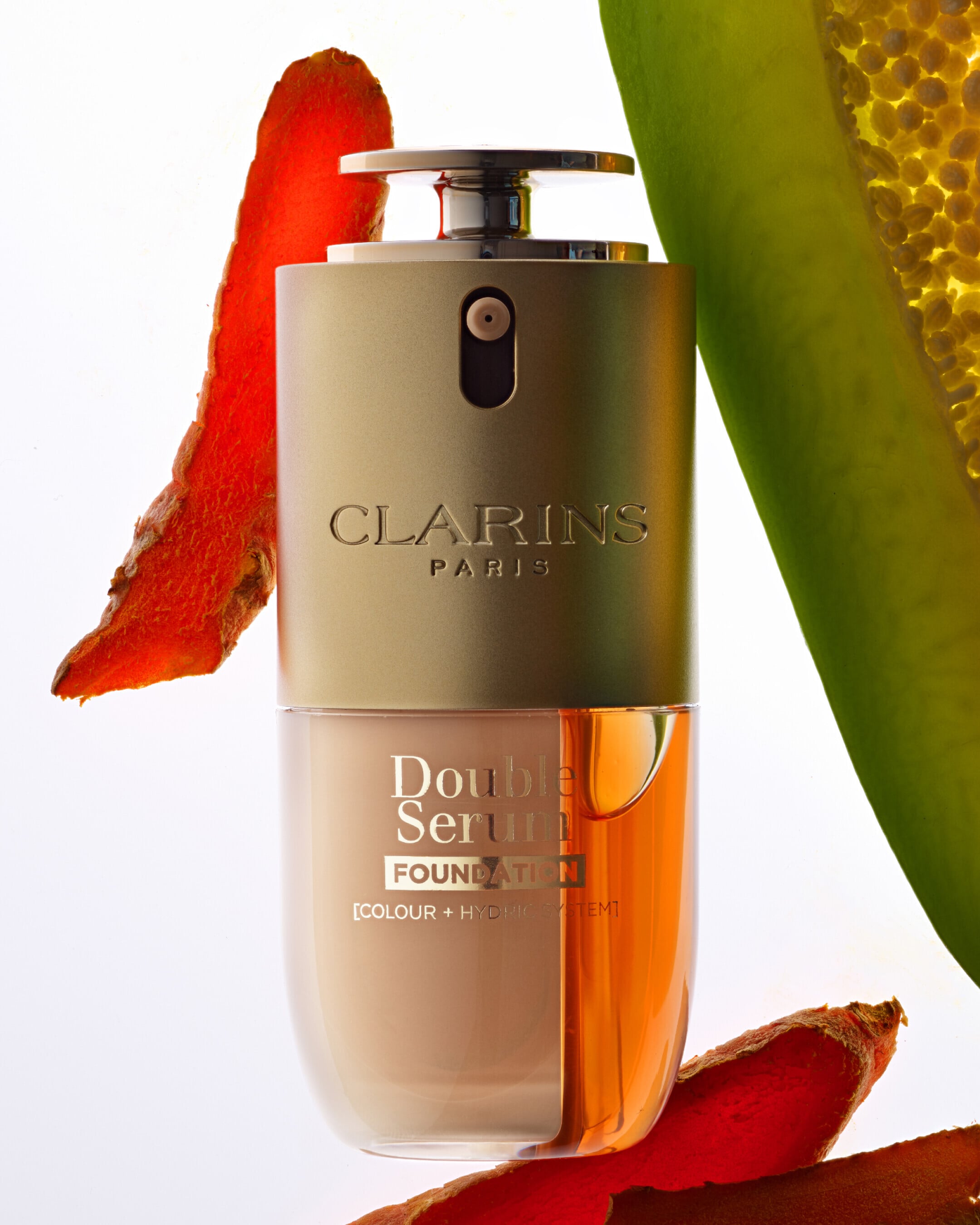 CLARINS 全新賦活精華粉底液含5大細胞修護功效—化妝同時養膚 2