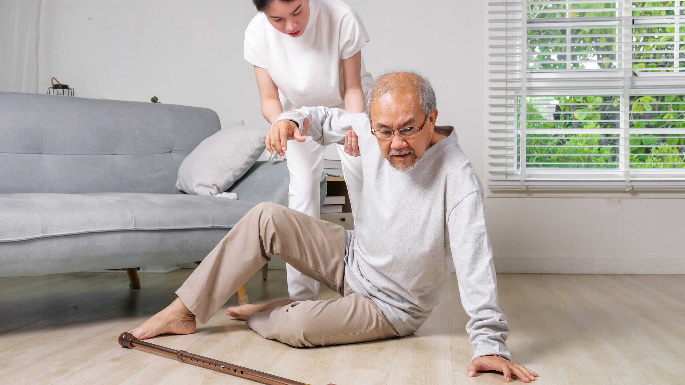 長者行路無力常跌倒 或與腦健康有關