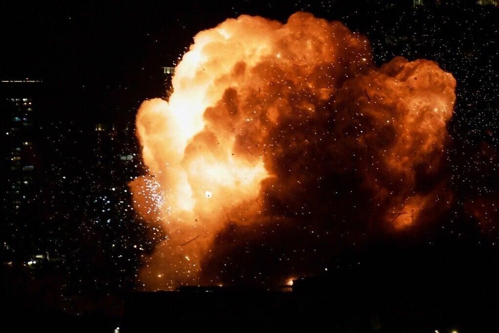 伊朗以導彈還擊,以色列特拉維夫受襲。(美聯社)