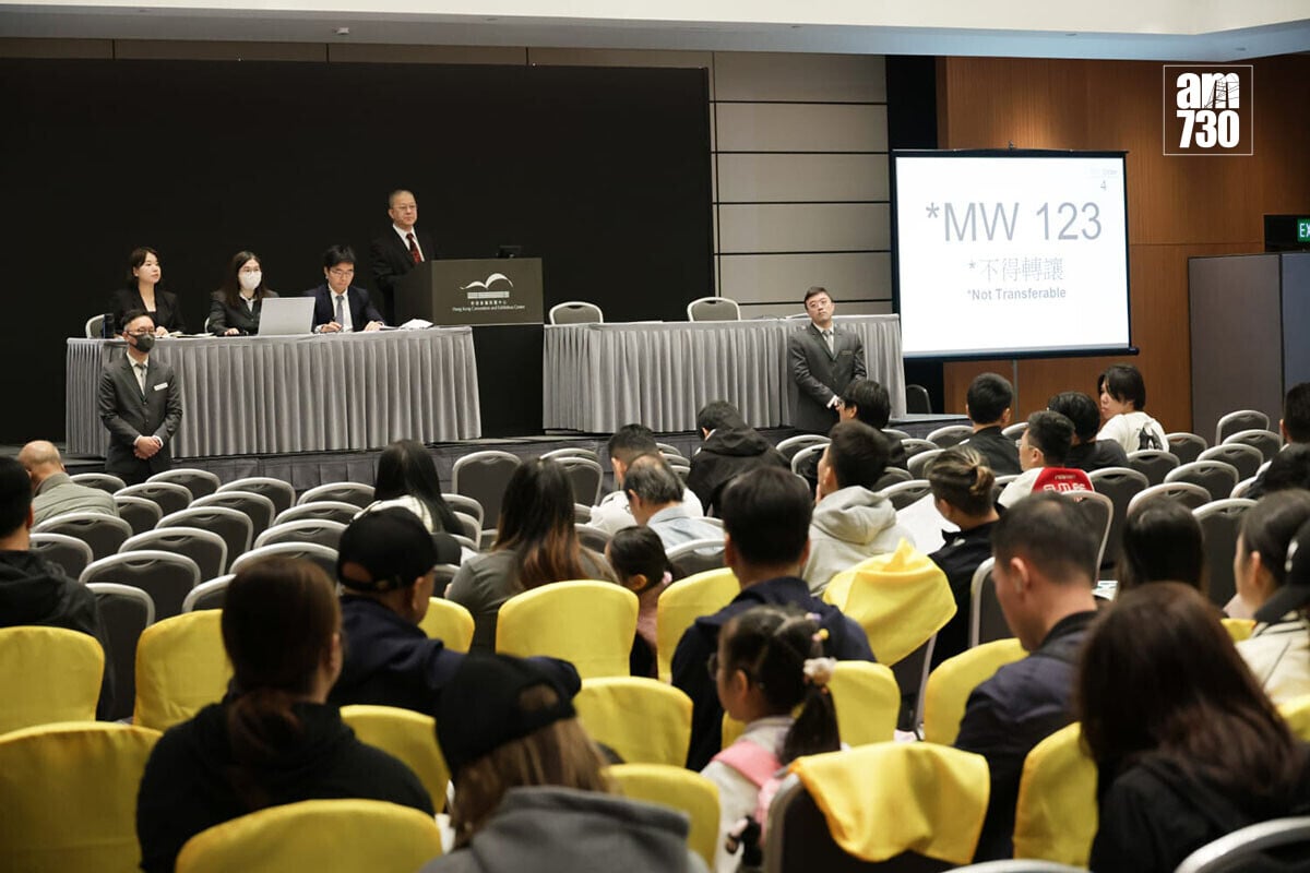 運輸署舉行新春車牌拍賣。(吳康琦攝)