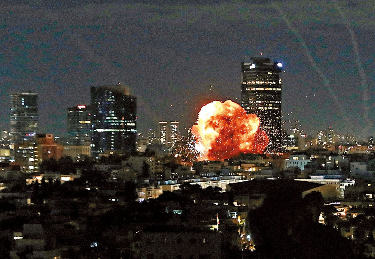 美以襲伊朗 以色列特拉維夫中彈。