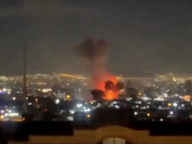 社評指出,美以對伊朗的襲擊並不是破例為之,而是少數國家長期奉行叢林法則的結果。(路透社)