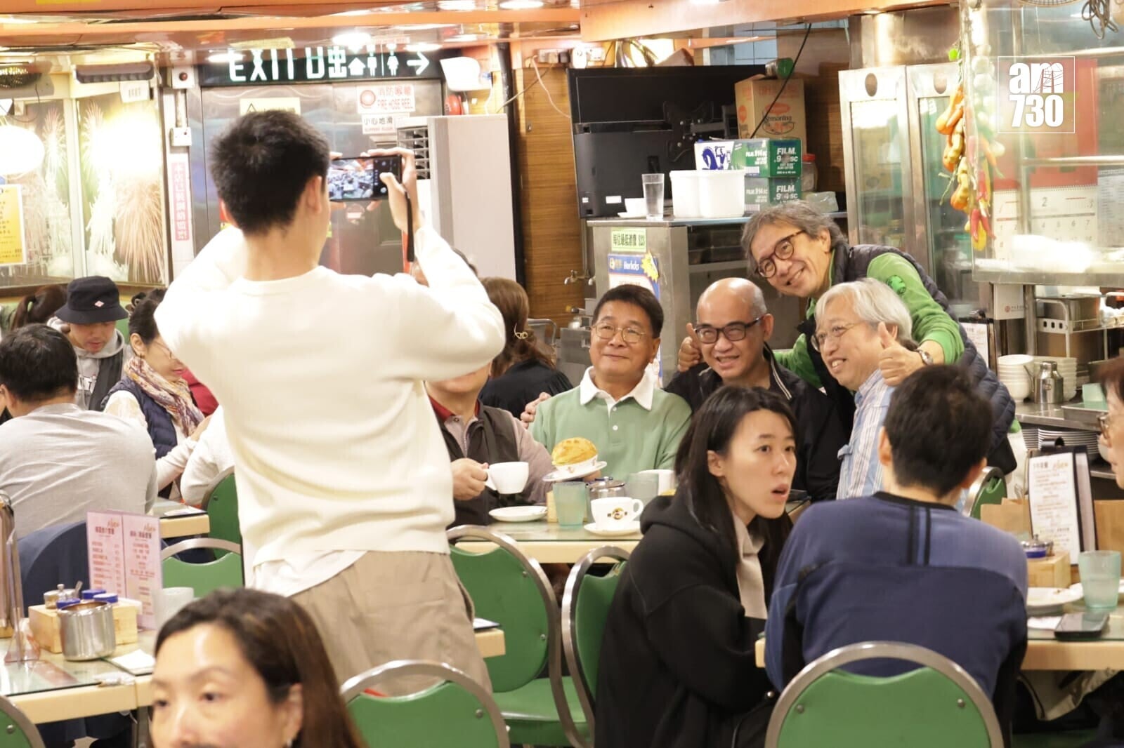 檀島咖啡餅店最後一日營業。(吳康琦攝)