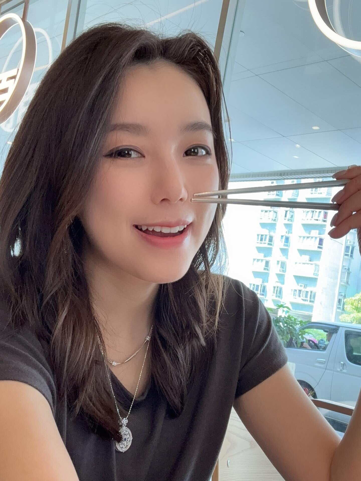 梁雨恩(Cathy)大讚丈夫幽默、風趣、善良