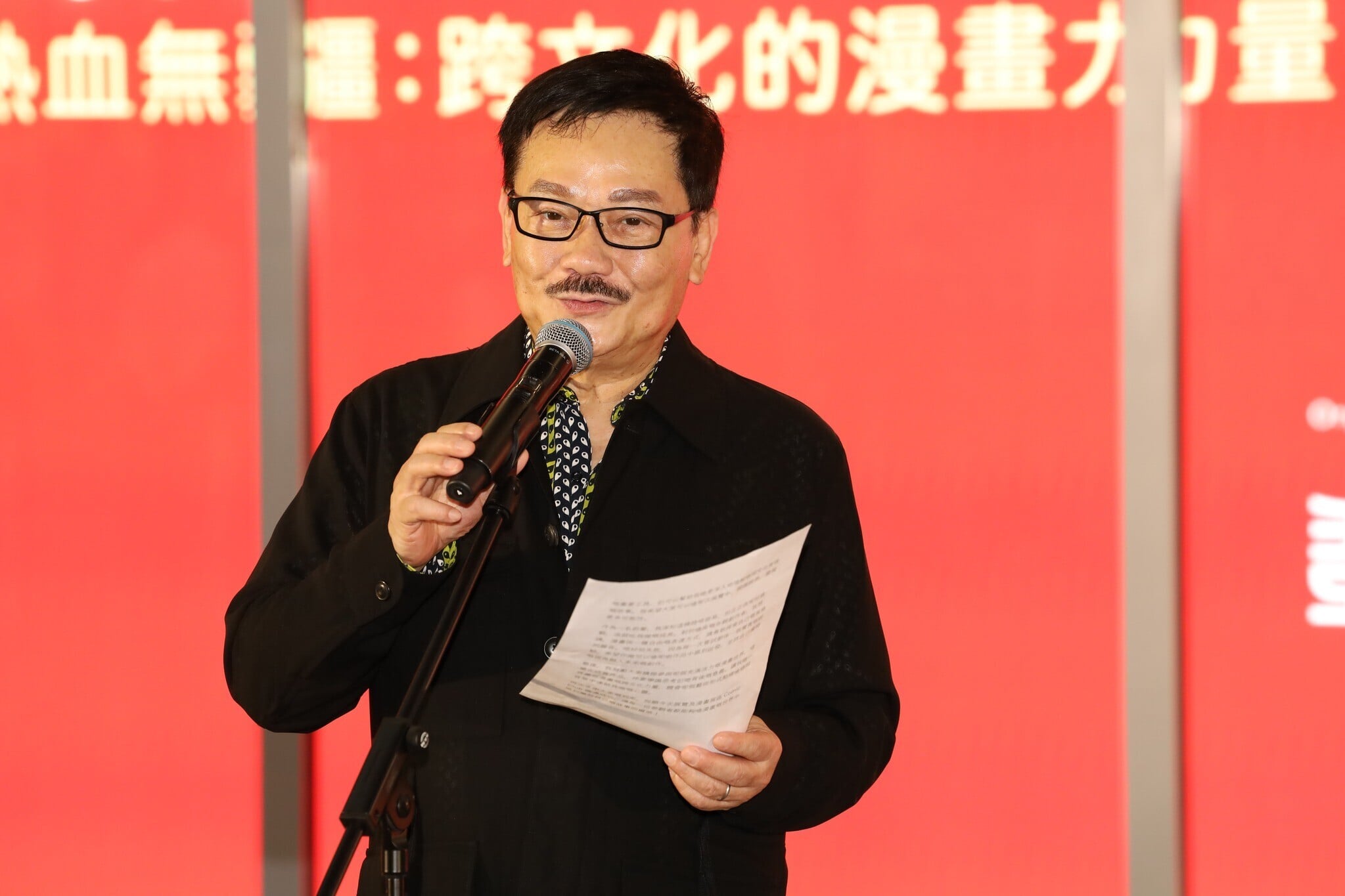 黃玉郎在YouTube大方回顧兩段婚姻及多段戀情