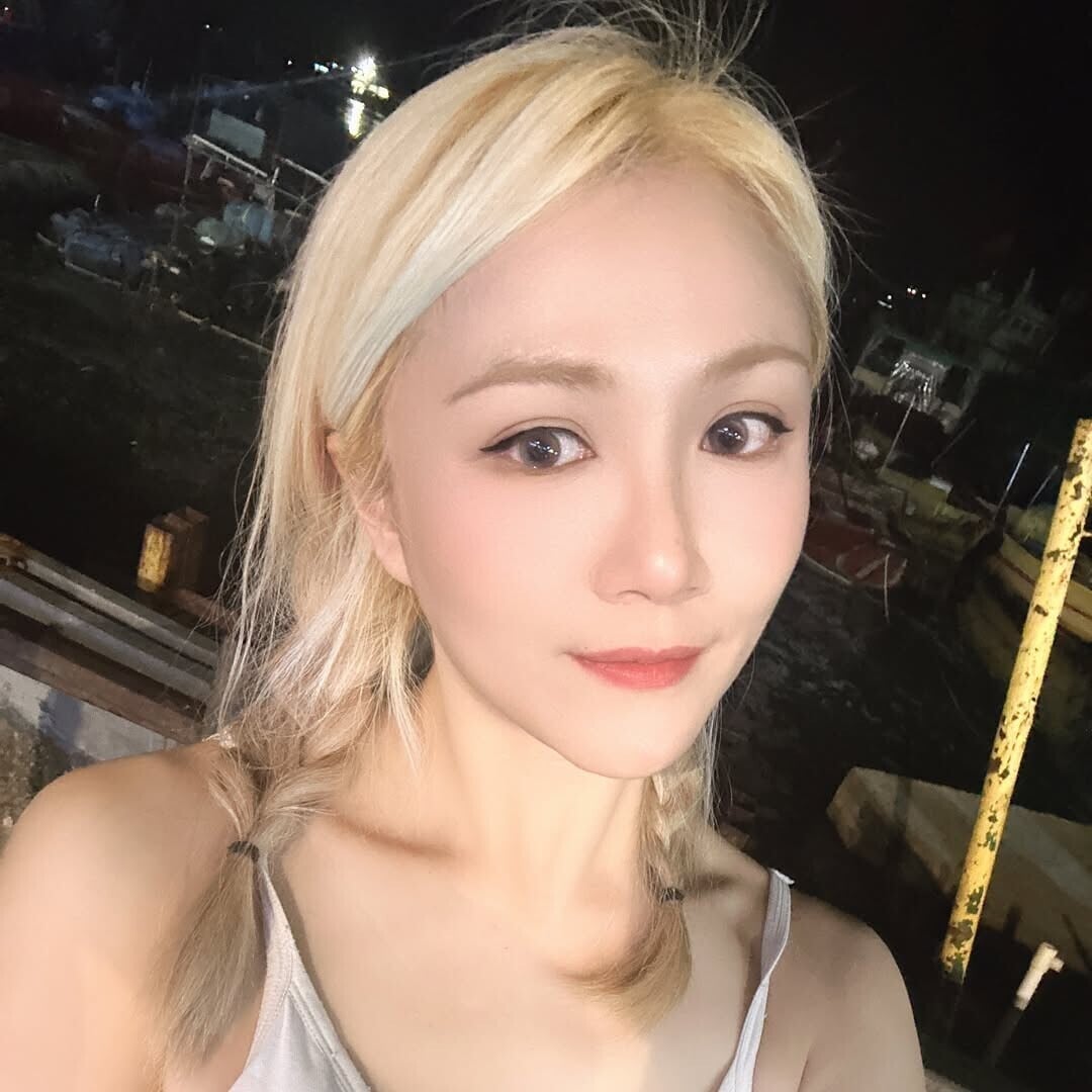 周曉彤(Ivy)為前女子組合MVG成員