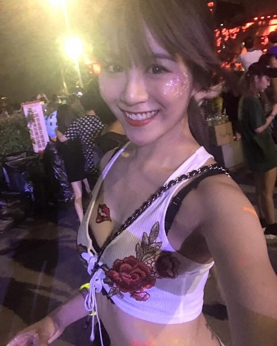 周曉彤(Ivy)為前女子組合MVG成員