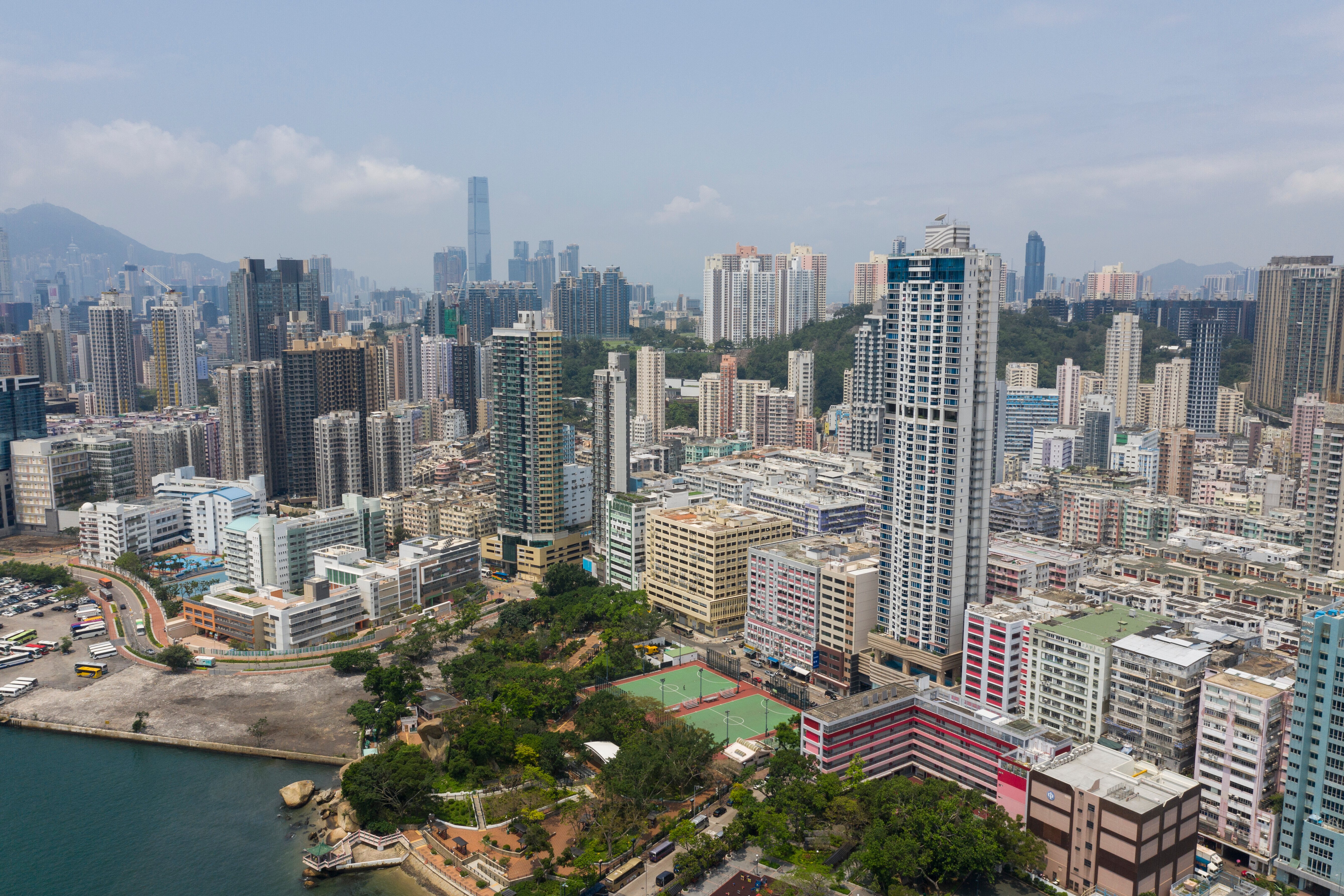 中原:2026-2027年私宅落成量料平均回落至1.55萬|樓市數據