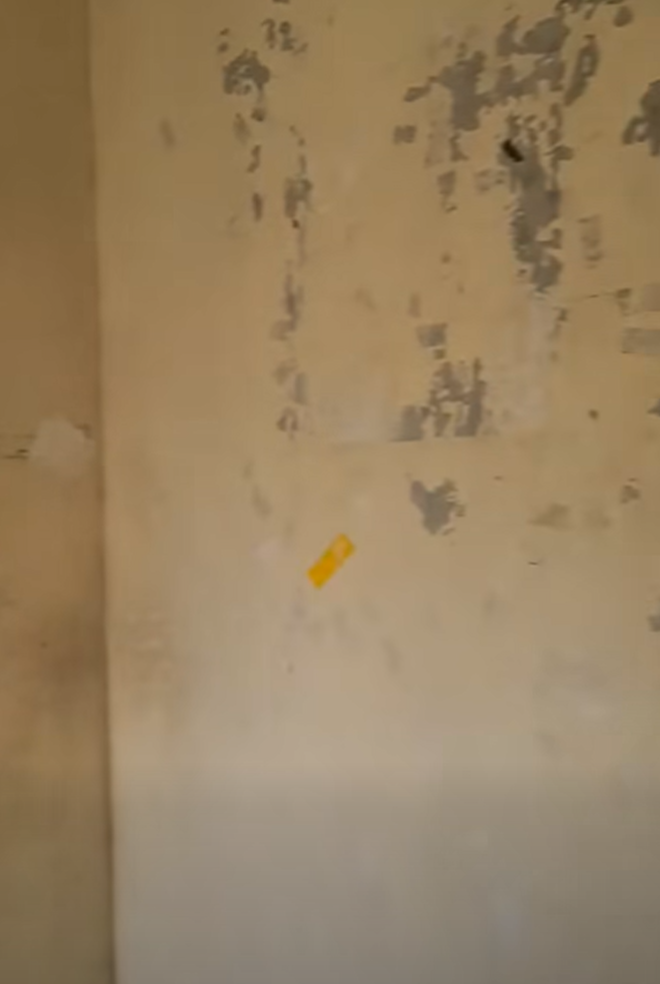 獲派的公屋十分殘舊。(FB「公屋討論區 - 香港facebook群組」)