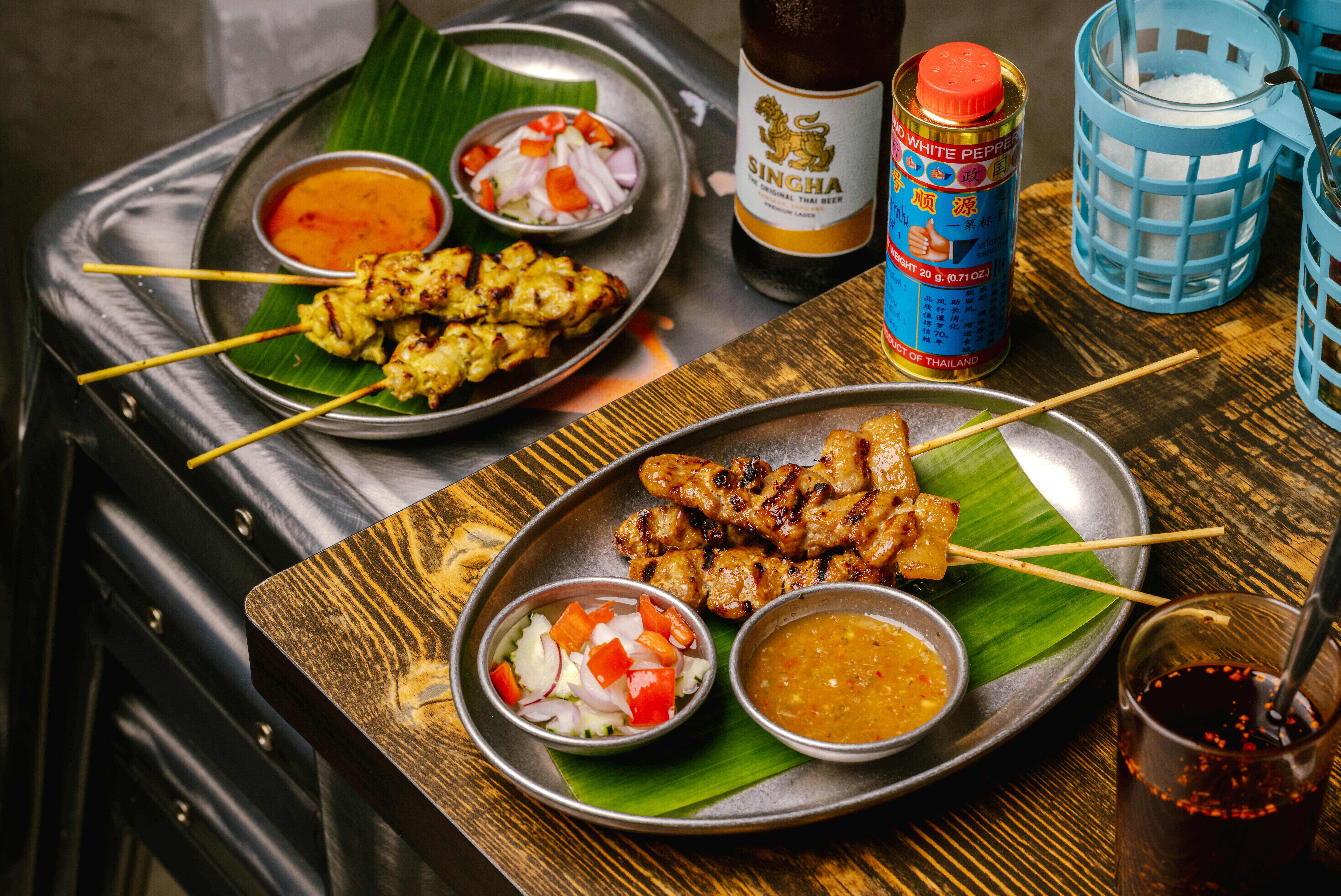 Grilled Chicken and Pork Satay Skewers 沙嗲雞及豬