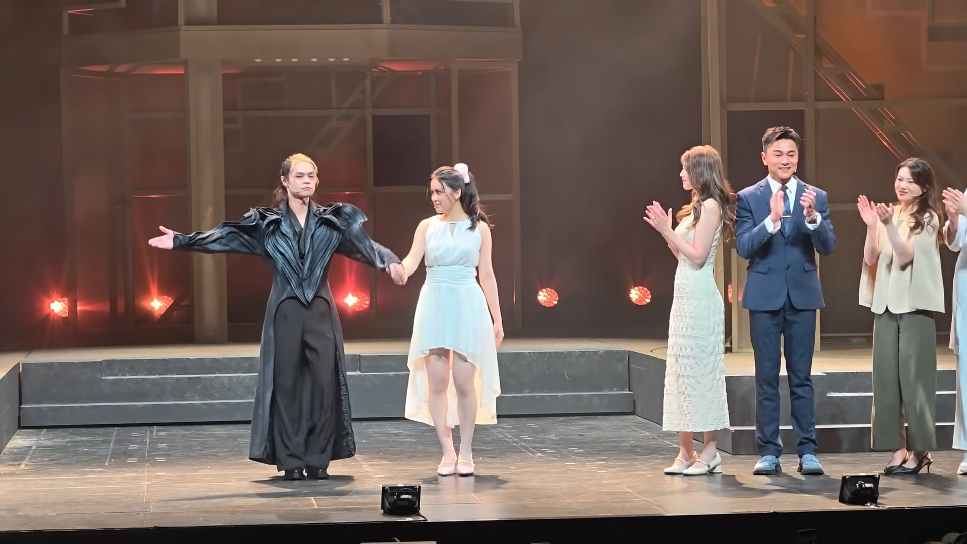 VS YouTube 4K60PJukeboxMusical 1’52”