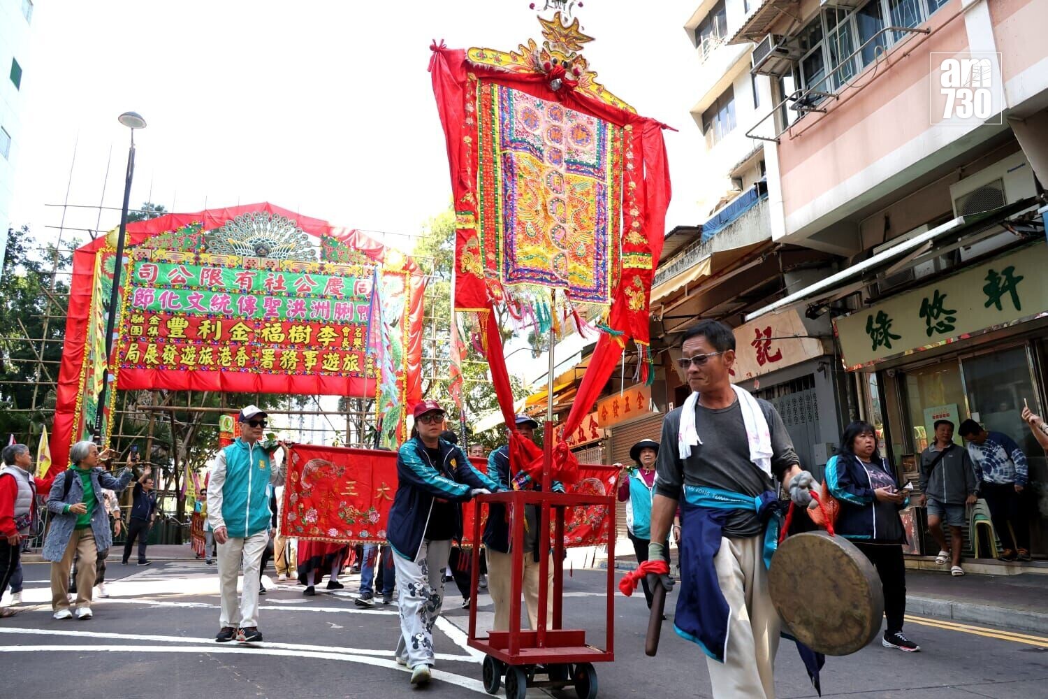 鴨脷洲洪聖文化節開鑼 接神巡遊海上賀誕 (林俊源攝)