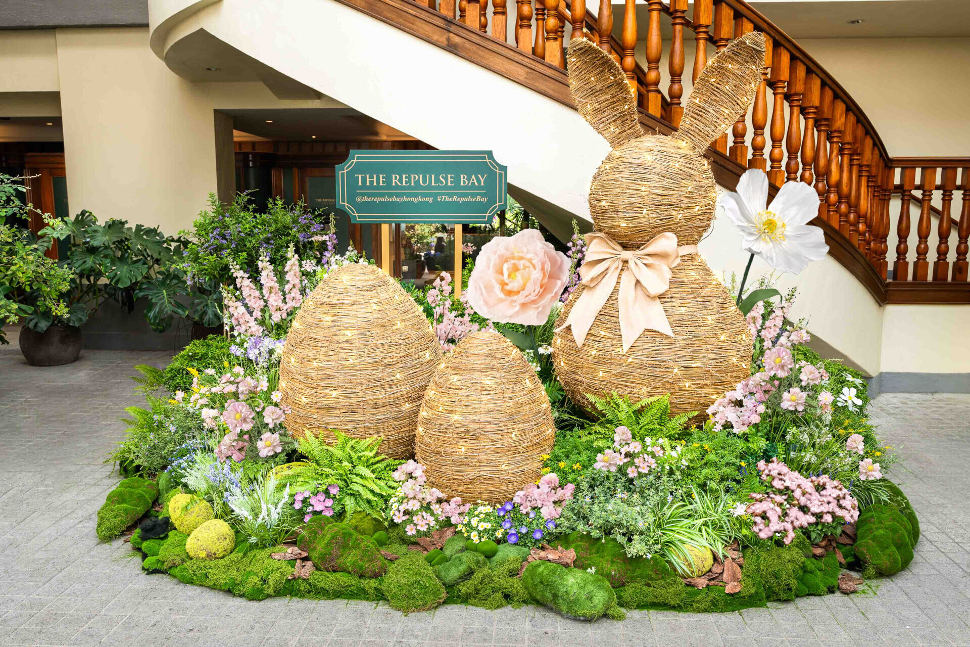 The Repulse Bay Easter in Artful Bloom Palm Court