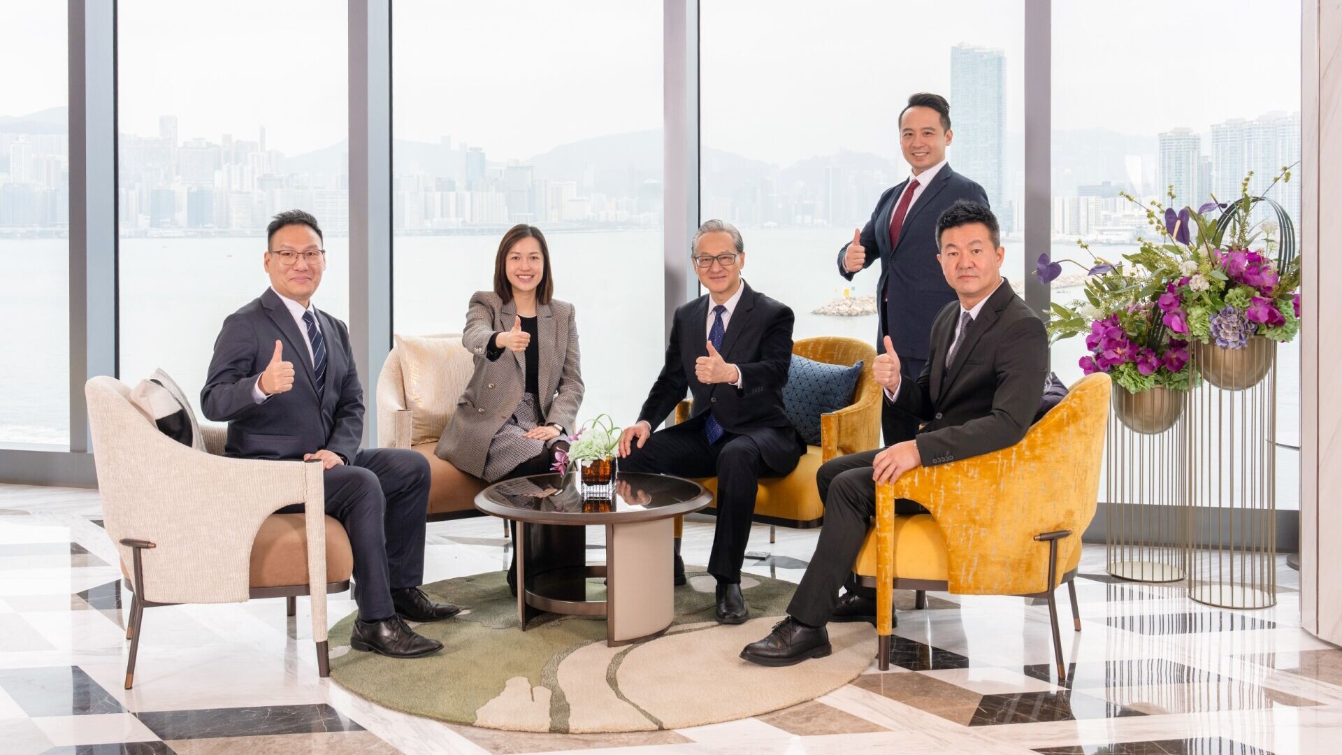 維港．灣畔單日沽2伙三房戶 套現逾4339萬｜啟德新盤