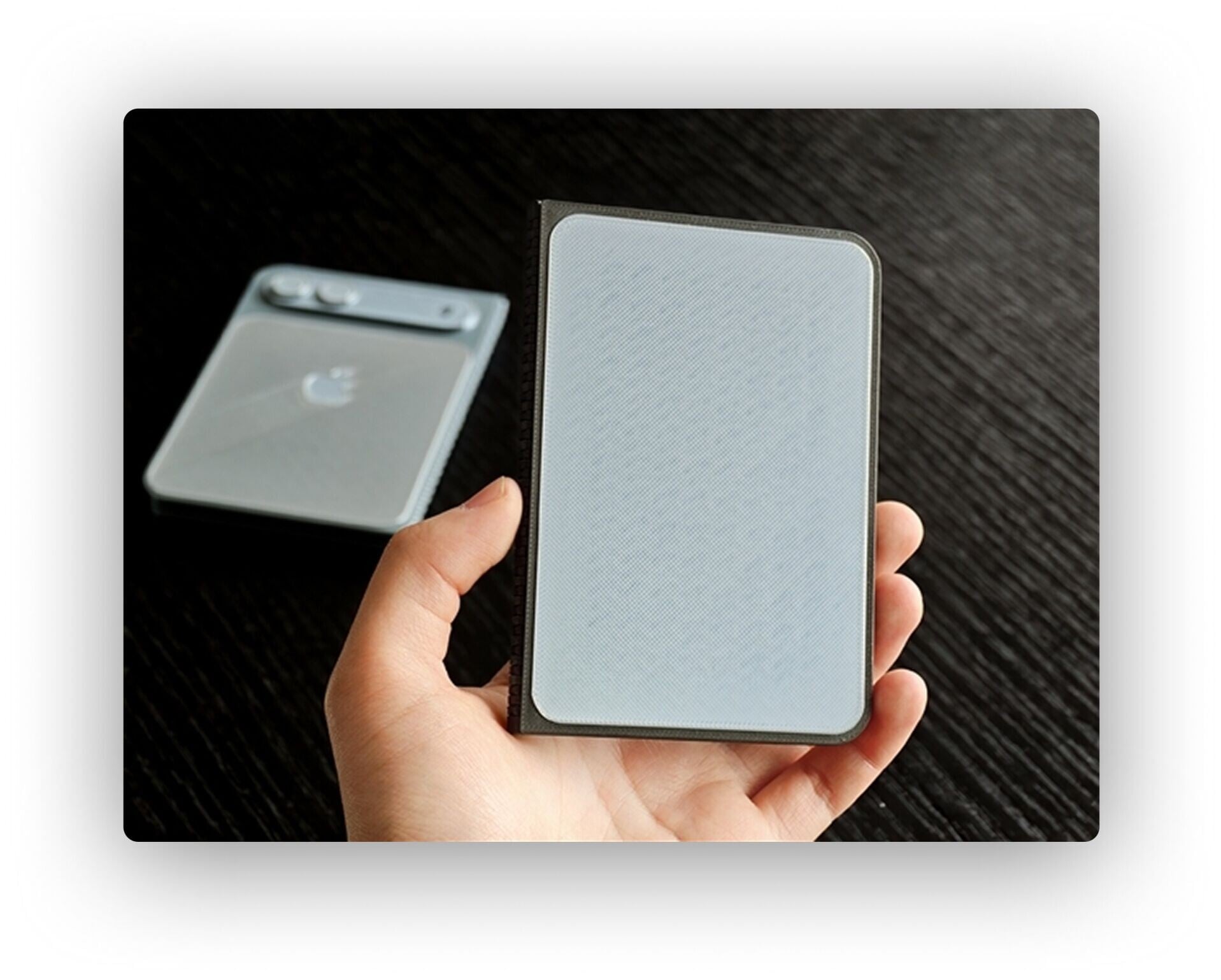 iPhone Fold 手機效果圖(網上圖片)