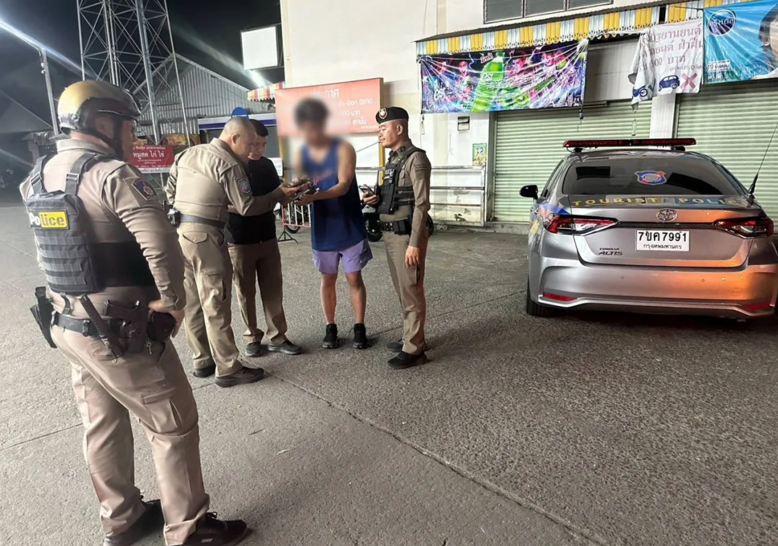 一名中國男在泰國清邁旅遊期間涉向警方訛稱被劫去護照、現金等,相信他疑為騙取保險賠償而報假案。(網上圖片)