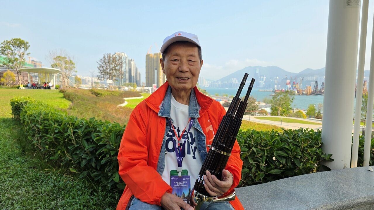 87歲的鄧先生能參加今次表演感到高興,希望有機會再參加。