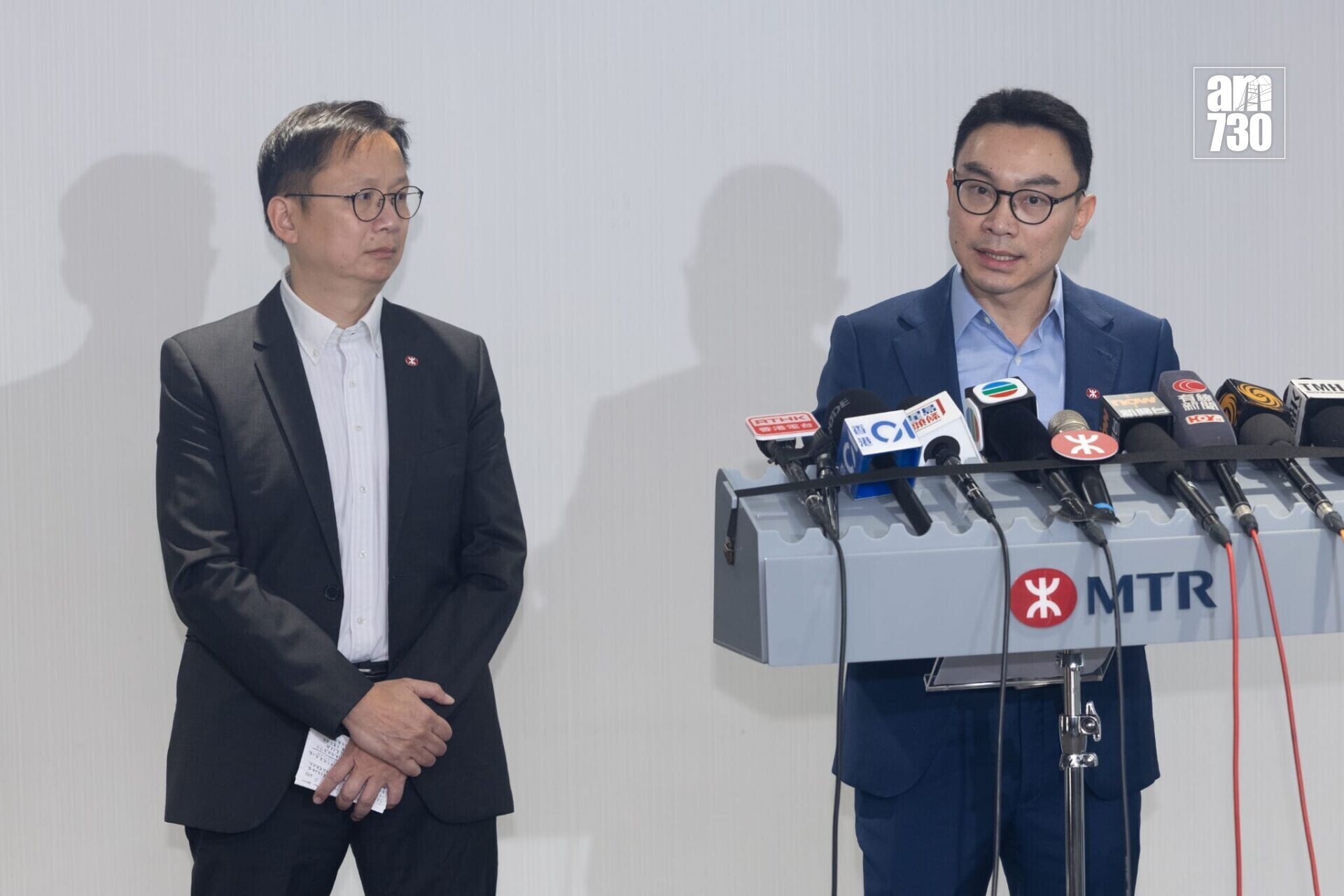 東涌綫延綫周日凌晨將更新信號系統,往香港方向料下半年改行新軌道。(蘇文傑攝)