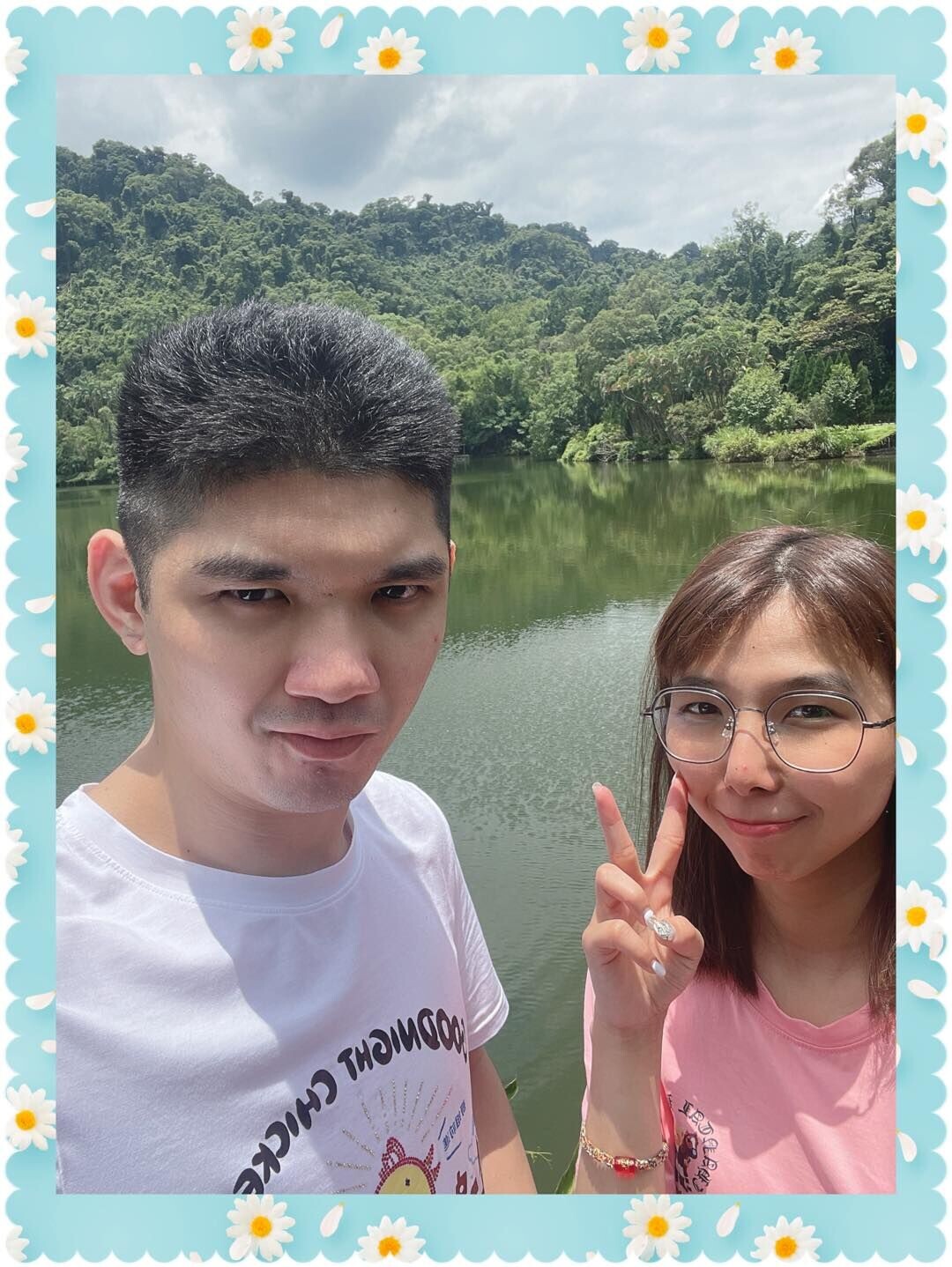 台灣網紅晚安小雞與妻子離婚