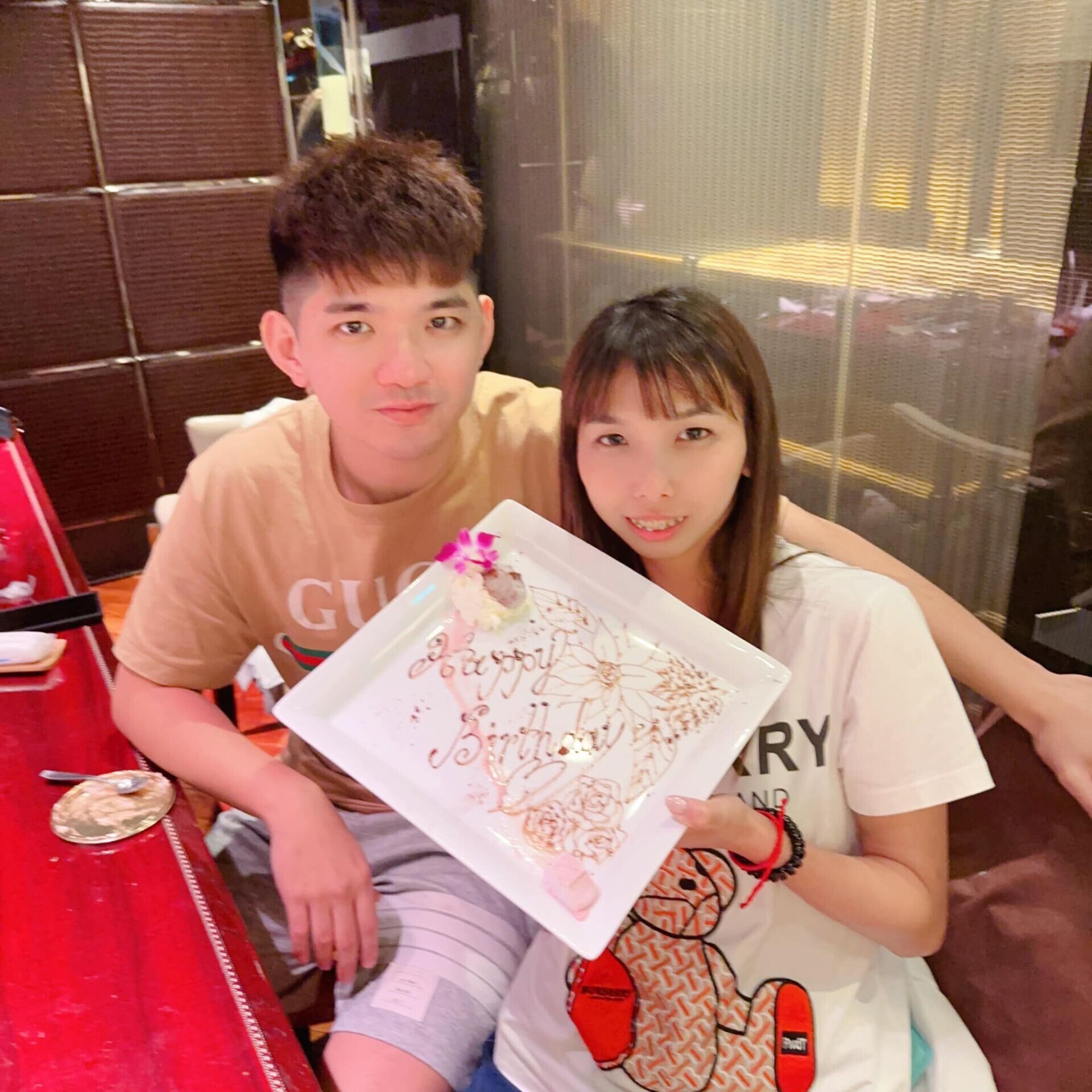 台灣網紅晚安小雞與妻子離婚