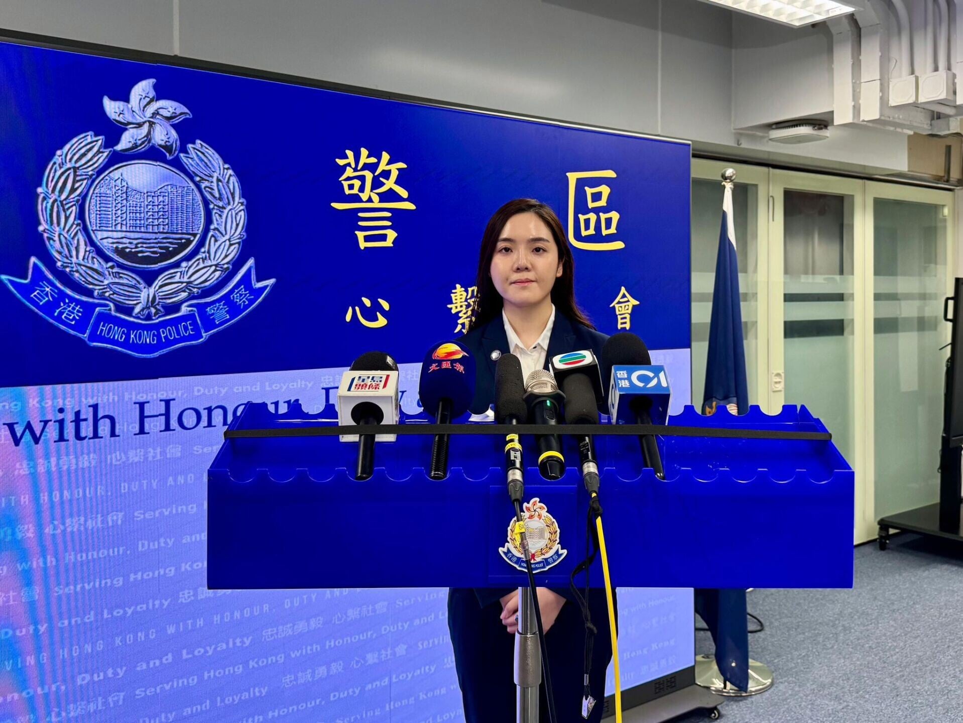免費算命後推薦低息貸款呃50萬元保證金,33歲男酒保被捕 。