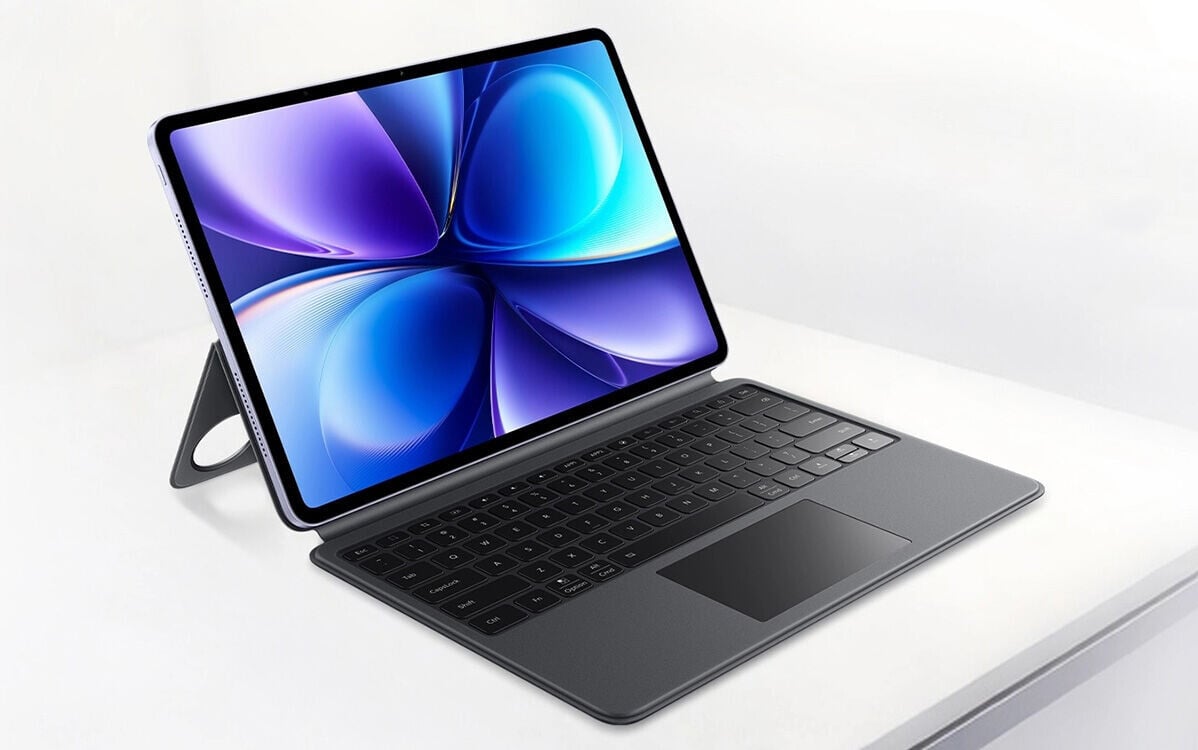 國行 vivo Pad6 Pro 同期推出相關配件,包括售 699 人民幣(約港幣 $790)書本式設計專屬智能觸控鍵盤6 Pro、跟 499 人民幣(約港幣 $560) vivo Pencil3。