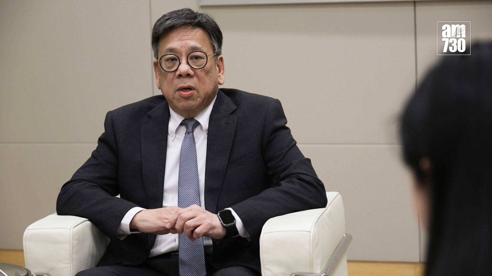 議員倡電訊商為電話騙案承擔責任，商務及經濟發展局長丘應樺認為，追責做法操作複雜，亦可能影響營商信心及意欲。(資料圖片)