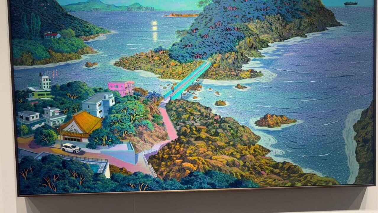 香港年青畫家黃進曦是香港近年非常矚目的風景畫家，其畫作在巴塞爾藝術展中，大放異彩。
