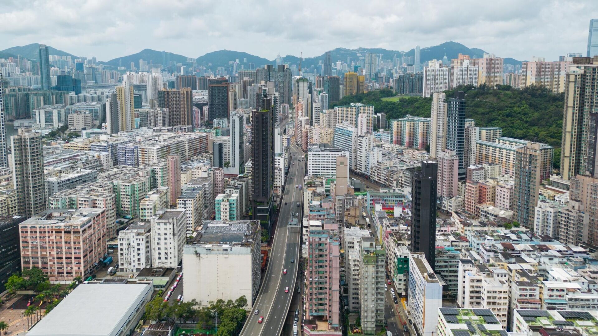 CCL連挫兩周 年內倒跌1.36% 九龍區樓價表現最曳
