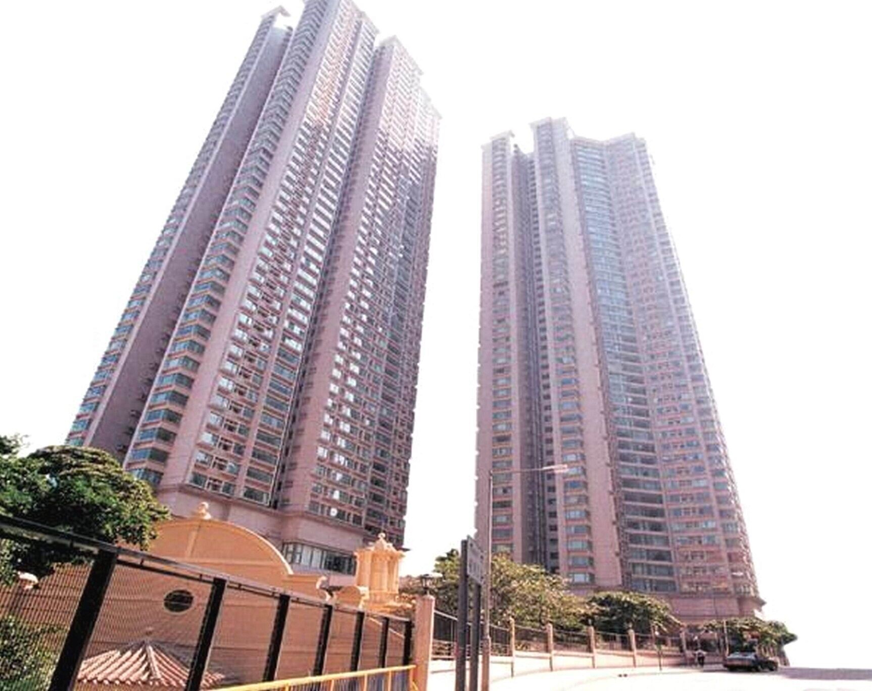 中原CCL按年低位回升12.59% 呎價萬元或以下成份屋苑大減逾五成|樓價走勢