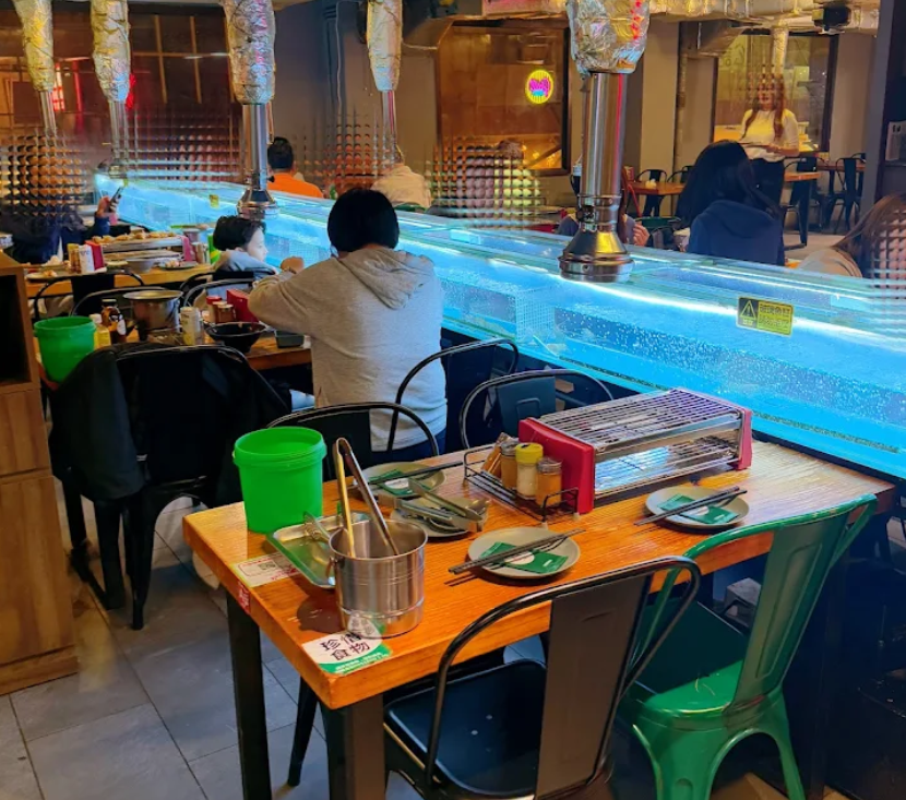 任食流水蝦及海鮮的自助放題餐廳「蝦蝦燒」佐敦店於5月17日結束營業。(網上圖片)