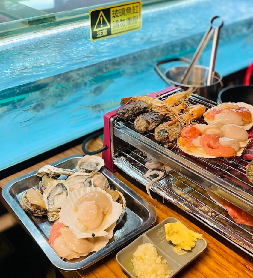任食流水蝦及海鮮的自助放題餐廳「蝦蝦燒」佐敦店於5月17日結束營業。(網上圖片)