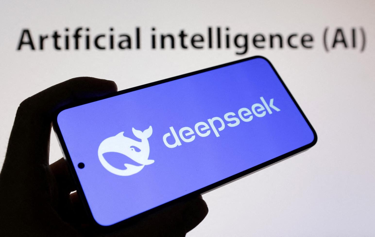 DeepSeek農曆新年再震撼全球?內媒:官方曝正測試新模型結構
