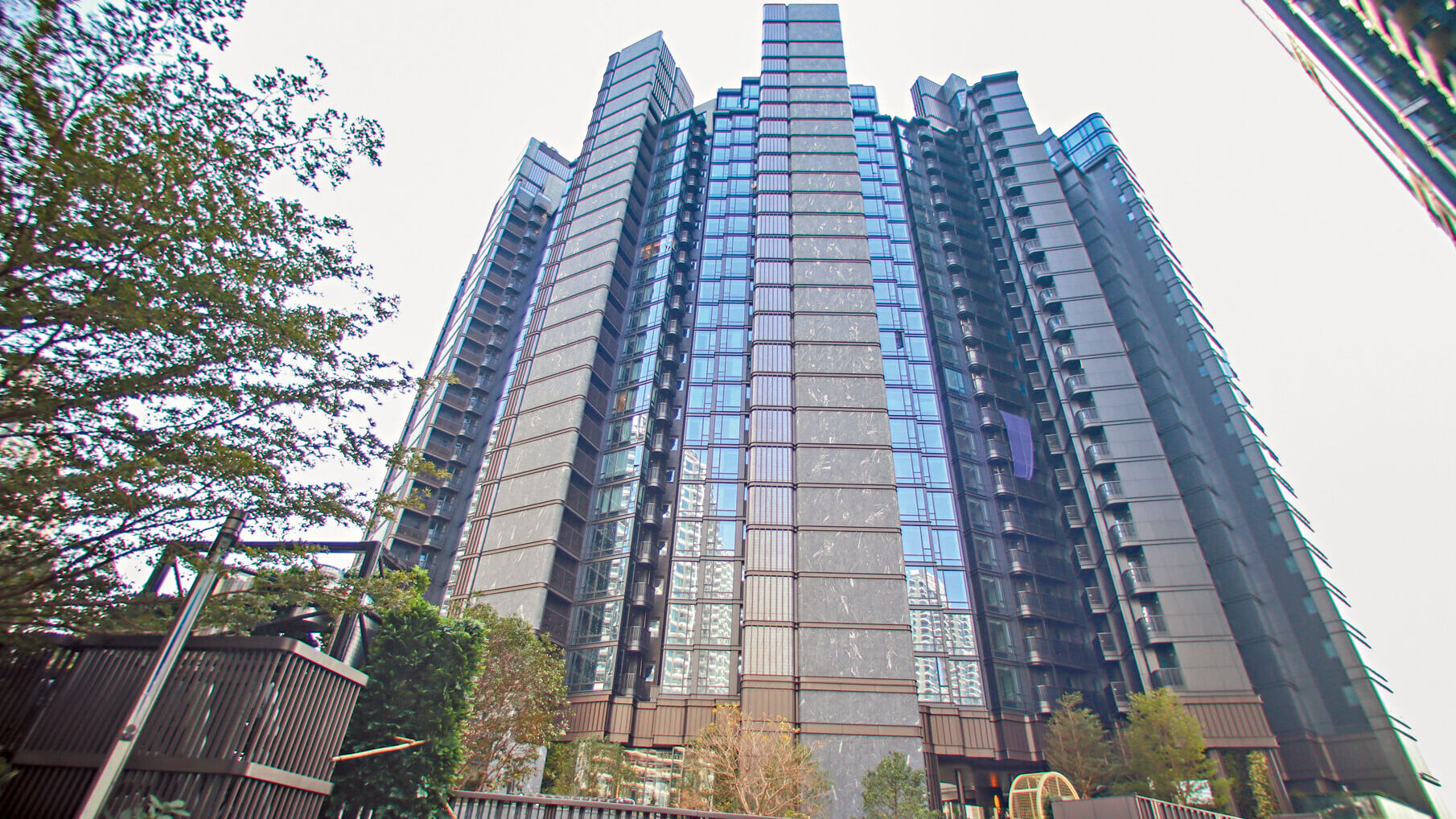 天璽．海連續兩日錄標售成交 四房雙套戶成交價逾6700萬｜啟德新盤