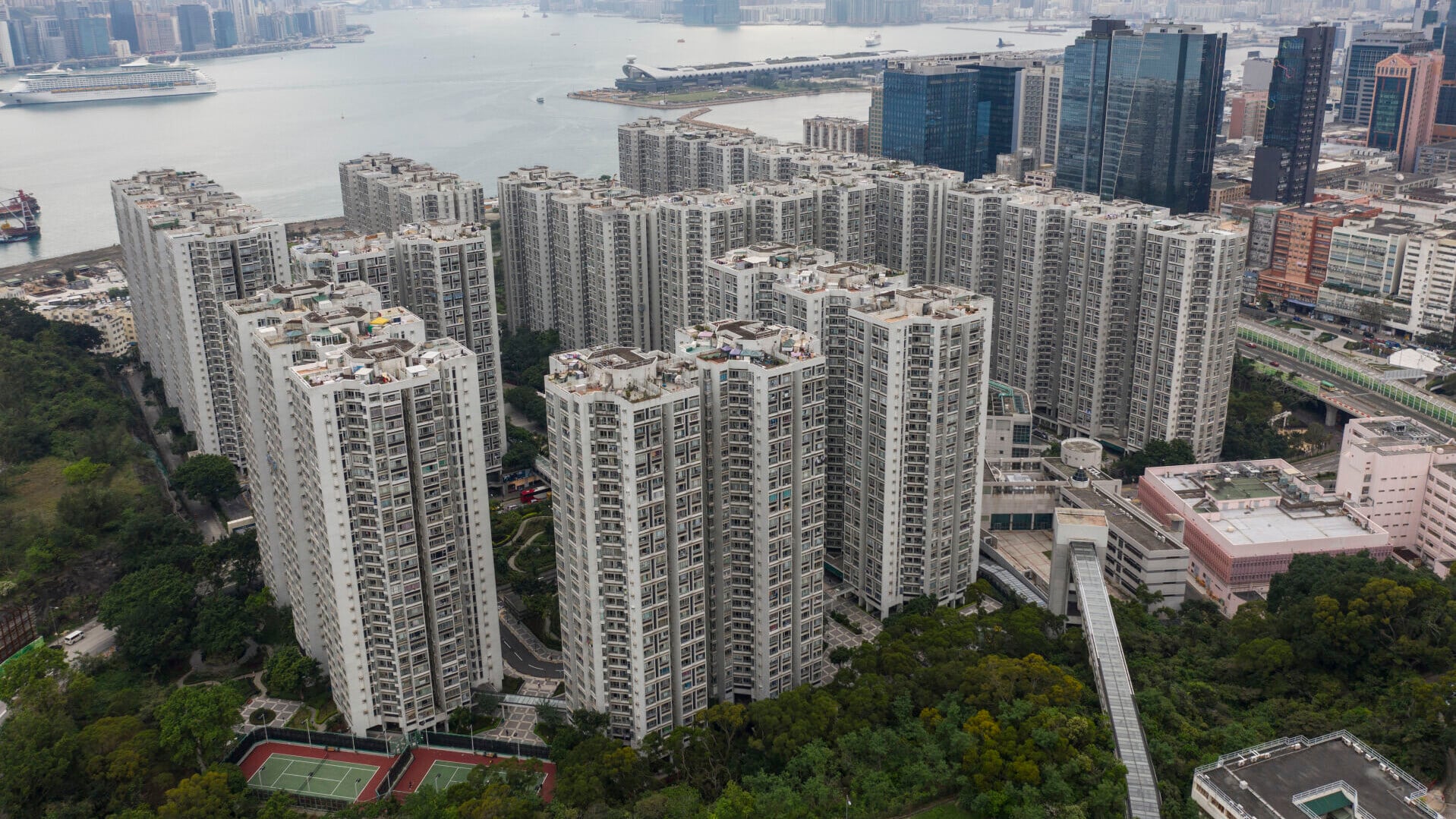 區內客心儀海景 斥1.88萬月租藍田麗港城高層兩房｜藍籌屋苑租賃